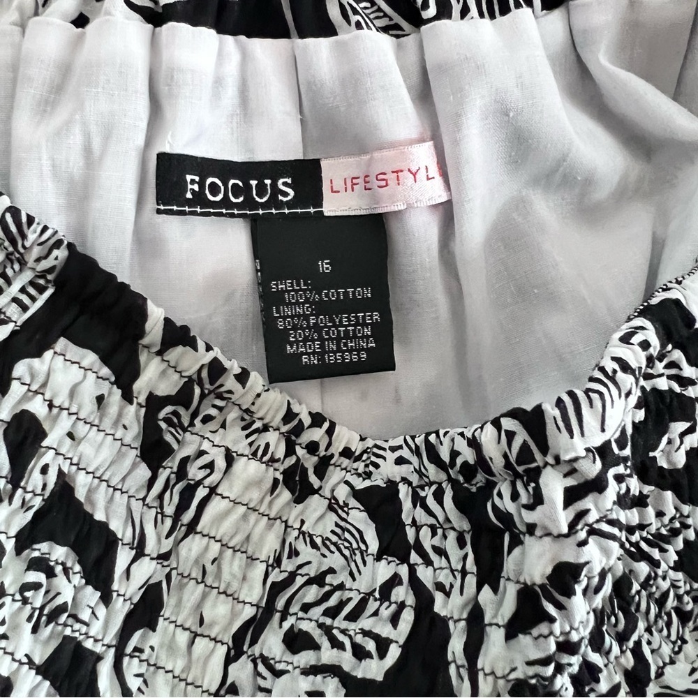 Focus Lifestyle Black & White Floral Print Cotton Lined Circle Full Skirt 16 - Picture 10 of 11